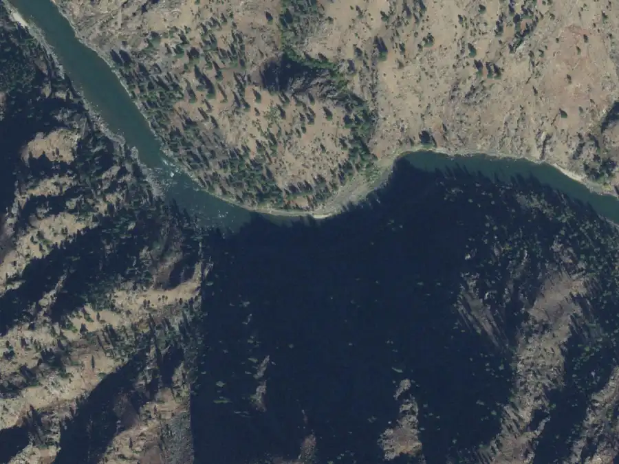 Aerial view of the river around mile 14.7, where Elkhorn Creek is on river right